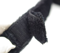 マジックテープで扱いやすさ抜群！