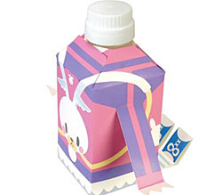 本体部分はボトル状になっております。<br>小物入れにも再利用できます。