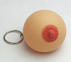 「ちっぱい」はキーホルダー仕様です。<br>