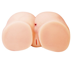 抱きしめながら挿れるも良し、バックスタイルで突くのも気持ち良いです。