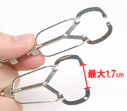 どんな乳首でもしっかりと挟み込める本格思考の乳首クリッパーです。