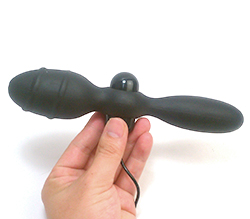 好きな方で挿入を楽しむ一人プレイも◎