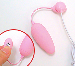2時間のフル充電で2時間の使用が可能。子機の電源を入れます。