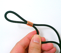 シリコン素材で装着も楽々！