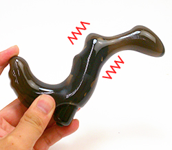 フック製のボディラインが前立腺と会陰をガッチリとホールド！