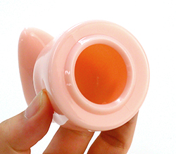 柔らかい材質でべたつかない！