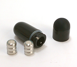 付属のボタン電池LR41x3個使用
