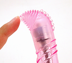 先端のトンガリは柔らかシリコンなので気持ち良い！