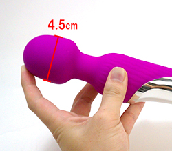 市販されているヘッド径4.5cmのアタッチメントが装着可能です。