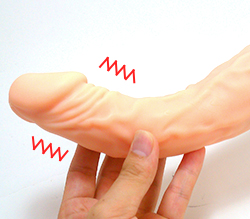 本物みたいなのにブルブルと震えるのがおもしろい！