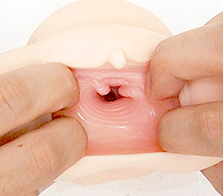 最奥はイボ部屋の中に大きな突起が設置されていて先っぽを刺激！