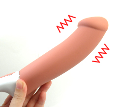 防水なのでお風呂場やプールなど水気のある場所で12種類の多彩なパターンの振動を楽しめます。