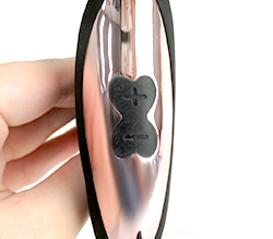 本体＋ボタン長押しで主電源ON・-ボタン長押しでOFF