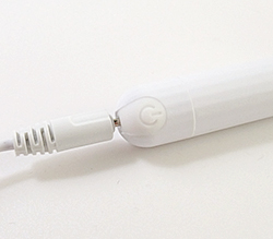 充電時間：約30分　連続使用時間：約60分