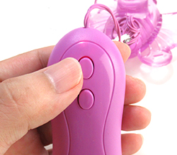 上のボタンを押して電源をＯＮにします。ほんのりと光ります。下ボタンで振動の強弱となります。
