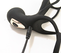 充電コード射し込み口です。