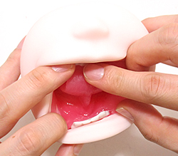 ！？舌の裏に、スジも完璧に再現しています。
