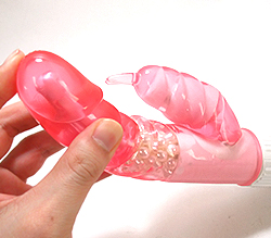 子機は大きいローターで振動が強力！2枚舌が暴れまくり♪