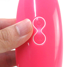 電源長押しでON/OFF<br>押すたびに全8パターンの変化