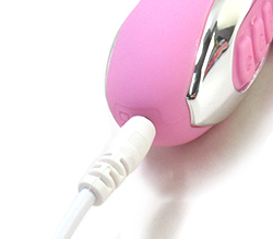 本体を充電することで電池と違ったハイパワー！