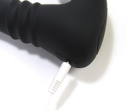 充電時間90分で約30～60分の連続使用。