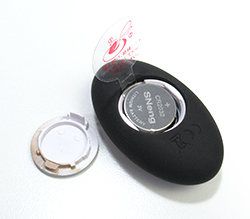 ＣＲ2032 リチウムバッテリー付属。絶縁紙を取り外して下さい