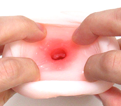 キツやわ膣口に亀頭が飲み込まれる！