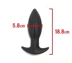 アーモンドのような、なめらかな曲線