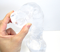 柔らかくて弾力のあるディルドです。