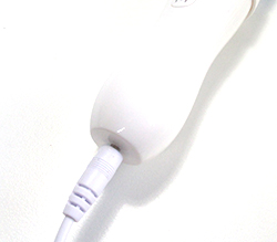 充電時間180分で約100分の連続使用。