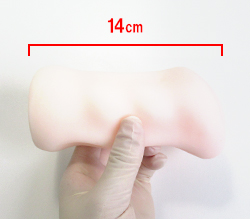 オナホールサイズです。